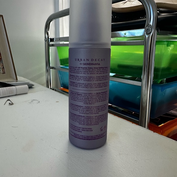 Urban Decay setting spray - extra glow - Picture 5 of 5